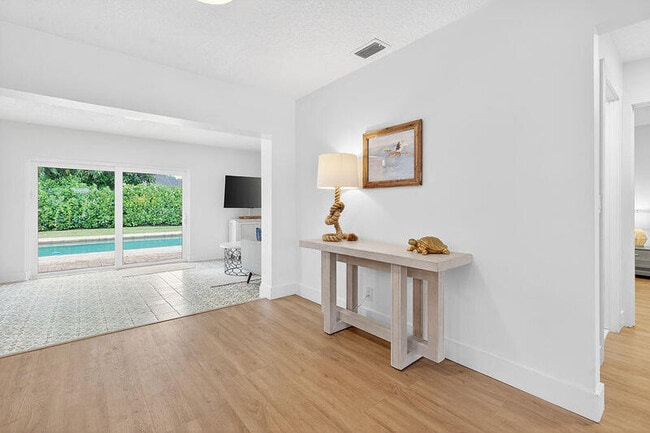 Building Photo - 9627 Althea Way