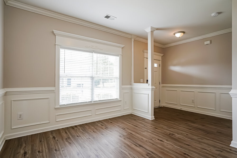 Building Photo - 618 Twain Town Dr