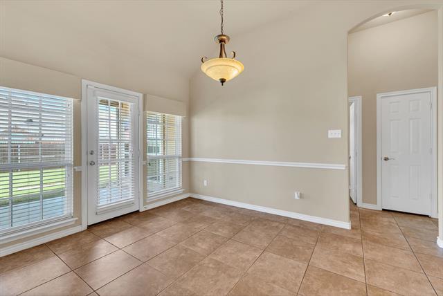 Building Photo - 1297 Forest Green Dr
