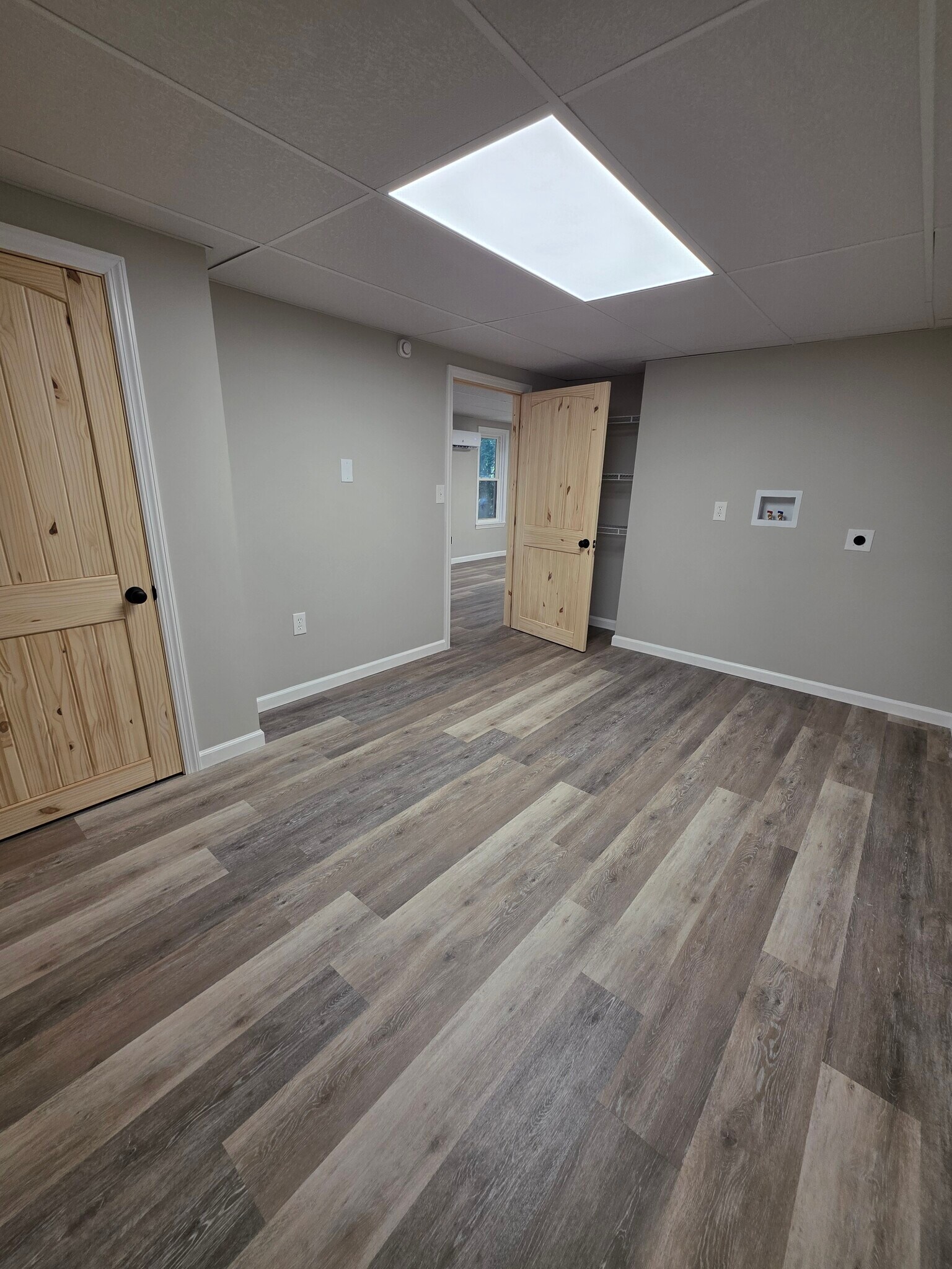 Building Photo - 1110 Pines Rd