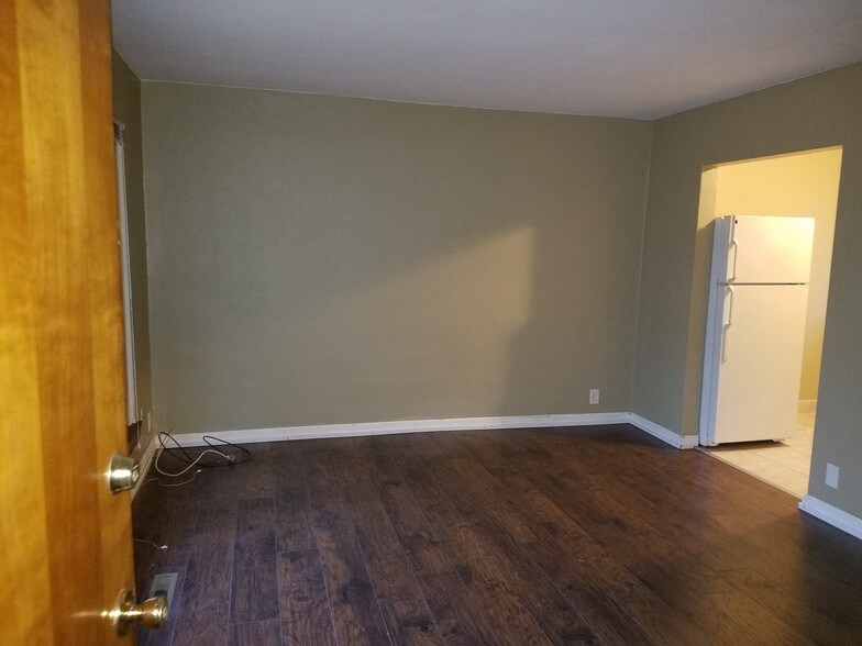 Building Photo - 4101 Potomac St