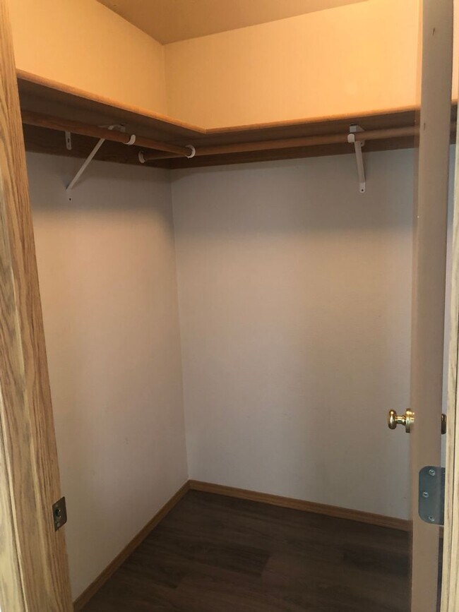 Building Photo - 226 S 59th St