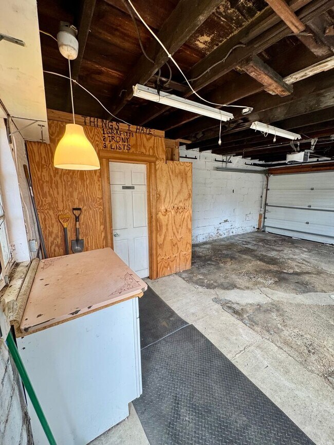 Building Photo - 419 Taylor St