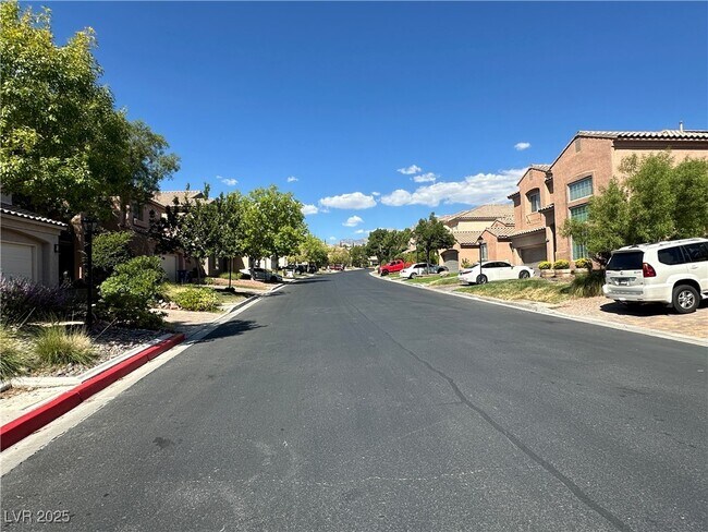 Building Photo - 11233 Playa Caribe Ave