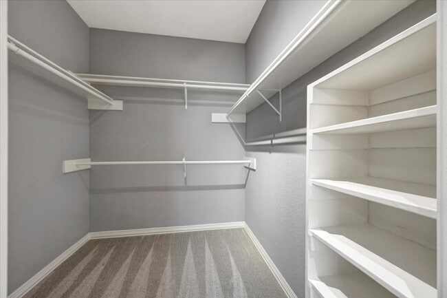 Building Photo - 146 Bayou Bend Dr