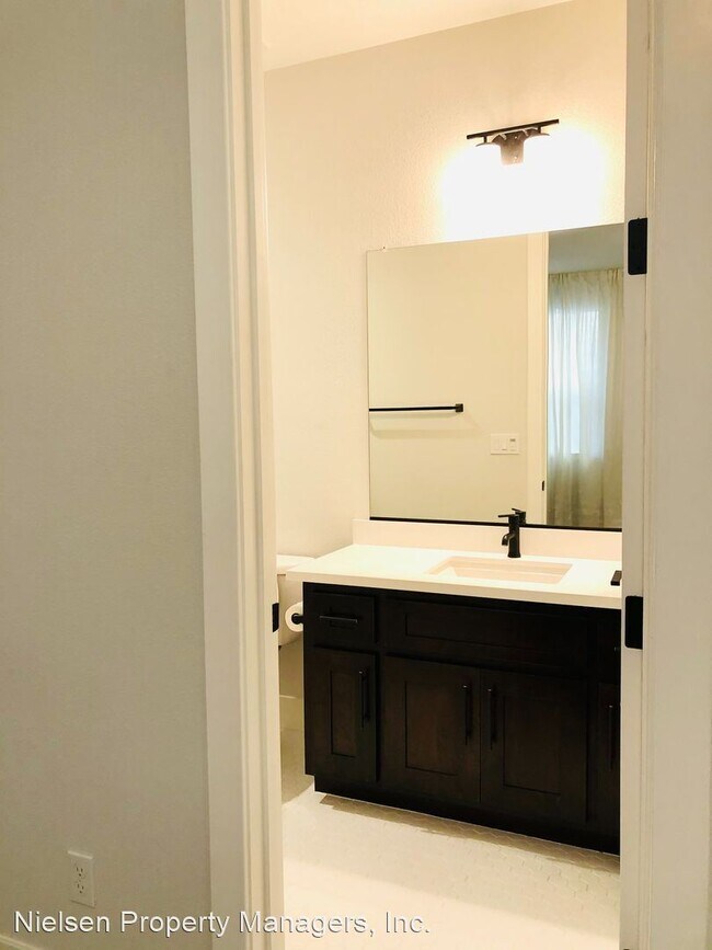 Building Photo - 3 br, 3 bath House - 3 Jupes Ct