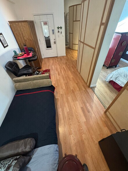 Building Photo - 688 Nebraska St