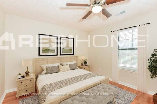 Building Photo - 623 Crestmont Ct