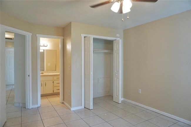 Building Photo - 817 Whisper Lake Ct