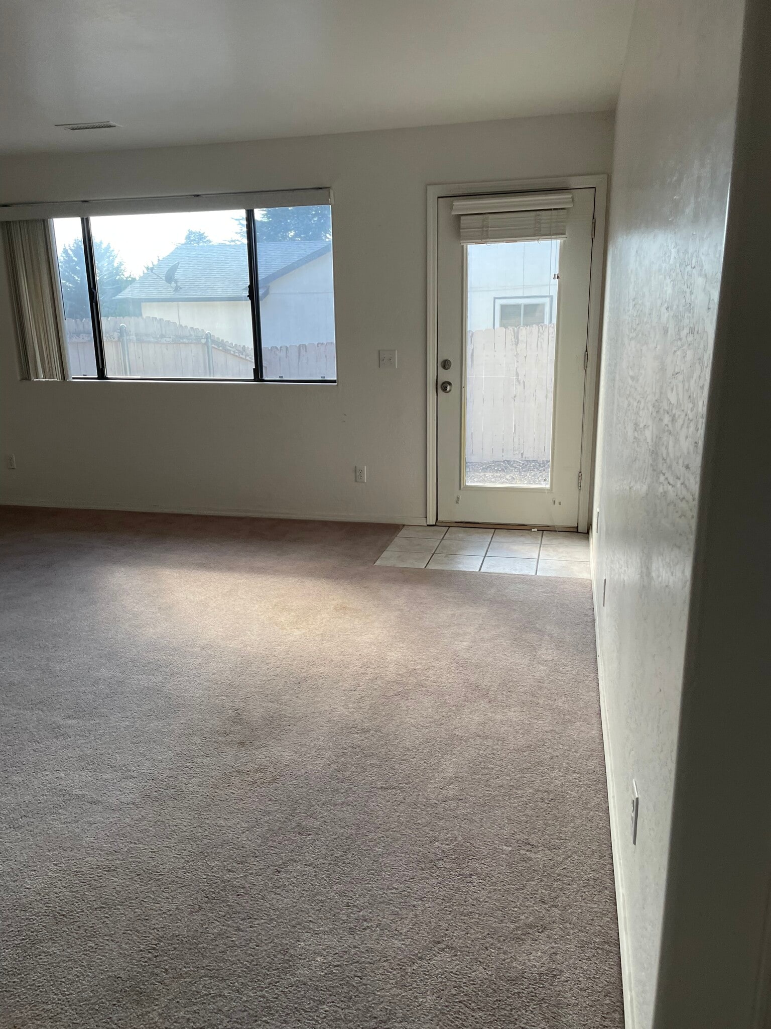 Building Photo - 7100 E Dodge Cir