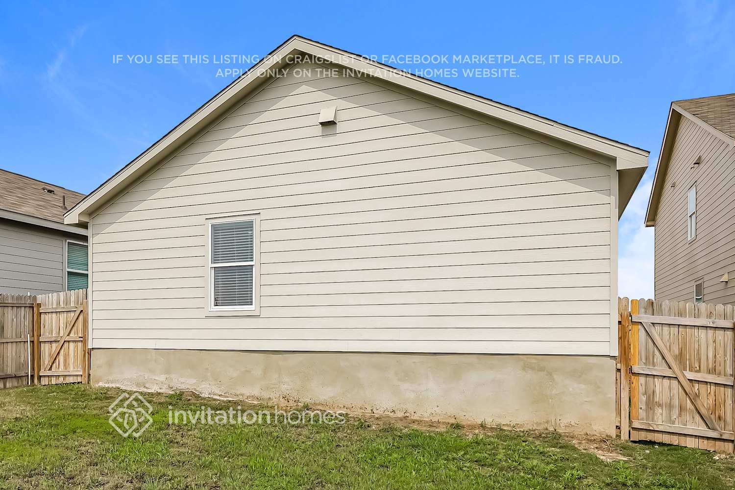 Building Photo - 128 Hollywood Dr