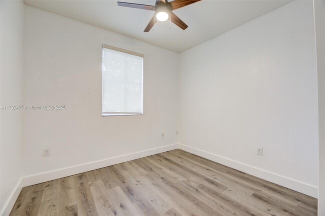 Building Photo - 8039 NW 108th Pl