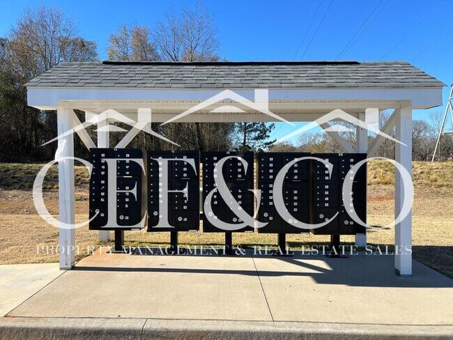 Building Photo - Spacious 5-Bedroom Home with Loft, 2-Car Garage & Neighborhood Amenities