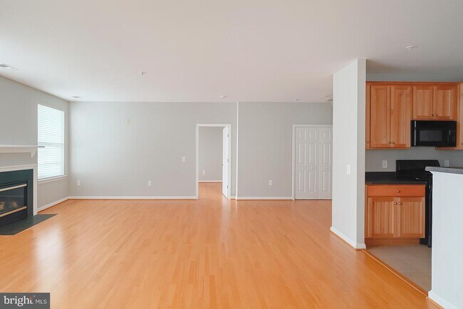 Building Photo - 4191 Lochleven Tr