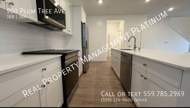 Building Photo - 900 Plum Tree Ave