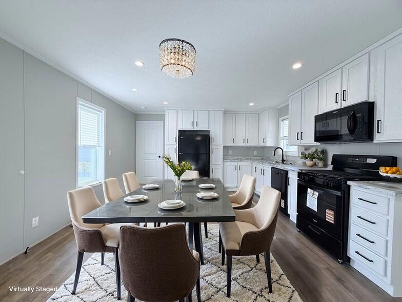 Building Photo - 52871 N Zacharias Ct