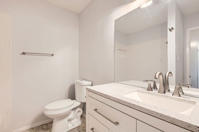 Building Photo - 11426 Bristle Oak Trail