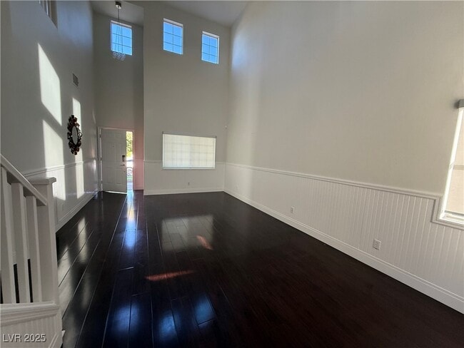 Building Photo - 1373 Dragon Rock Dr