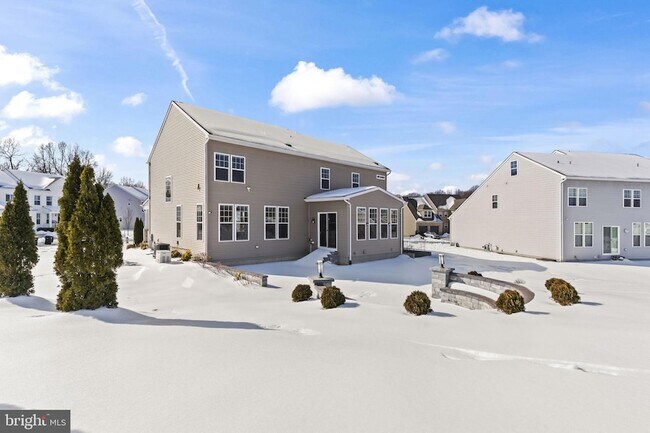 Building Photo - 12600 Coventry Mnr Wy