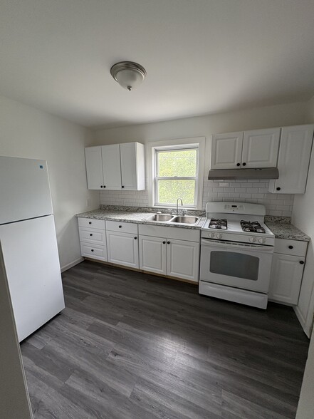 Renovation Kitchen - 6931 guilford rd