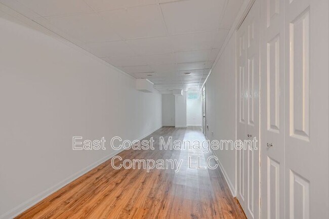 Building Photo - 717 W Lanvale St
