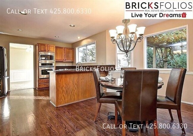 Building Photo - Luxurious 5-bedroom home in Sammamish with...