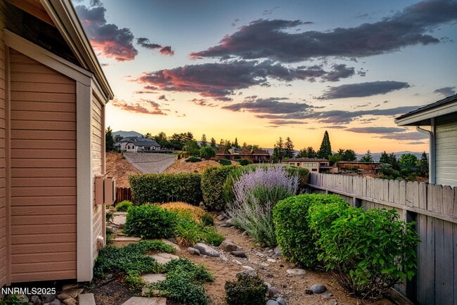 Building Photo - 2255 Wide Horizon Dr