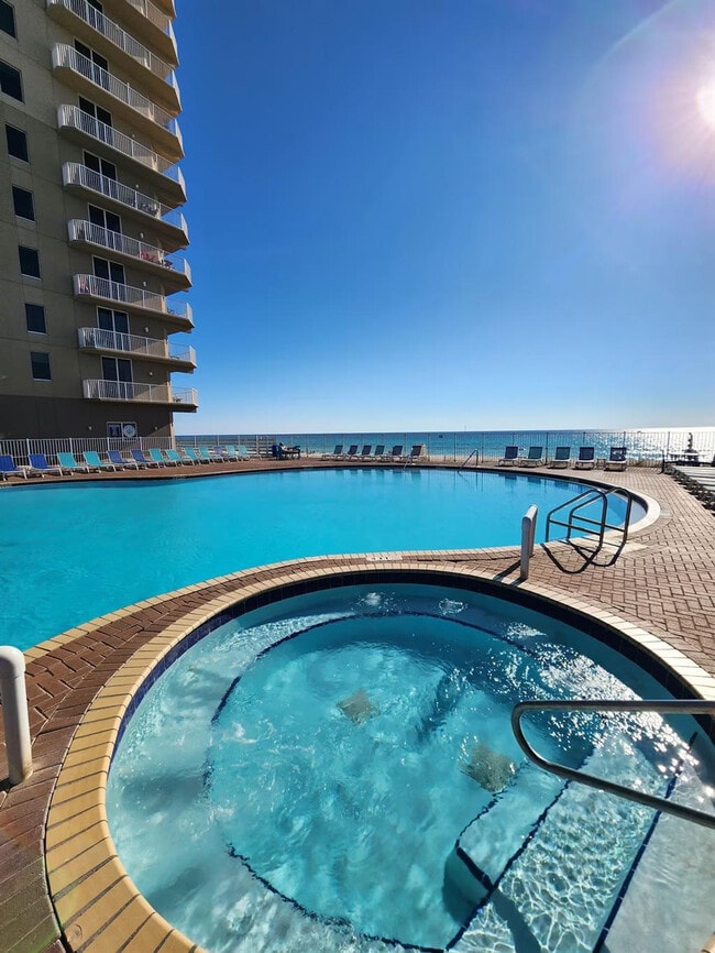 Building Photo - 16819 Front Beach Rd