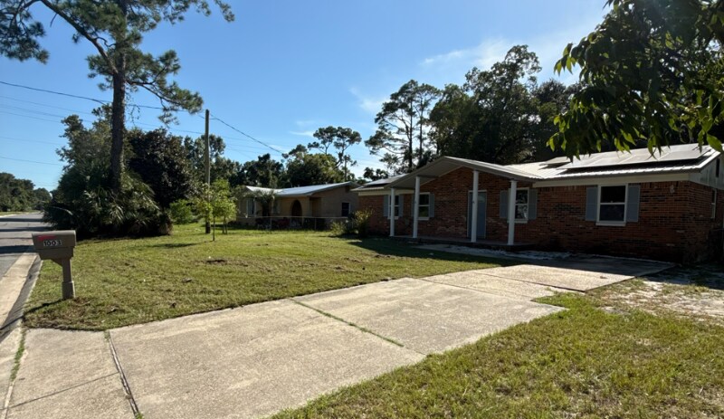 Building Photo - 1003 Bartow Ave