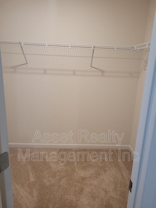 Building Photo - 4714 Willow Bluff Cir