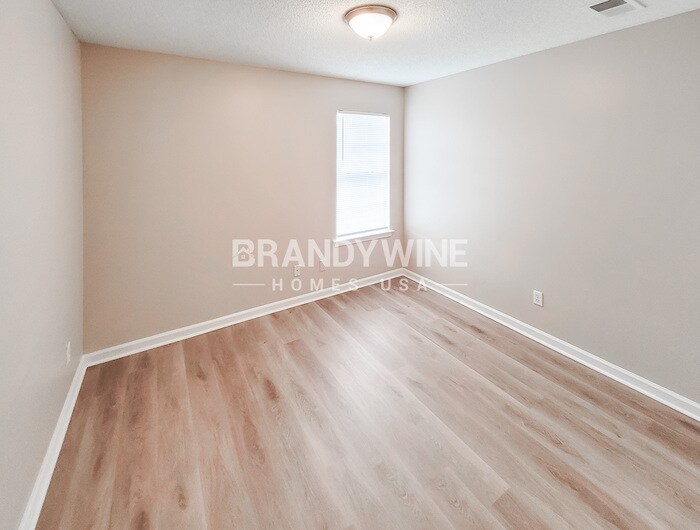 Building Photo - 4613 Sun Ridge Dr