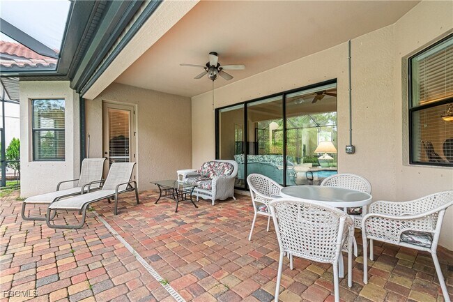 Building Photo - 11006 Longwing Dr