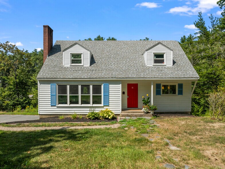 Primary Photo - 11 Edgewood Rd