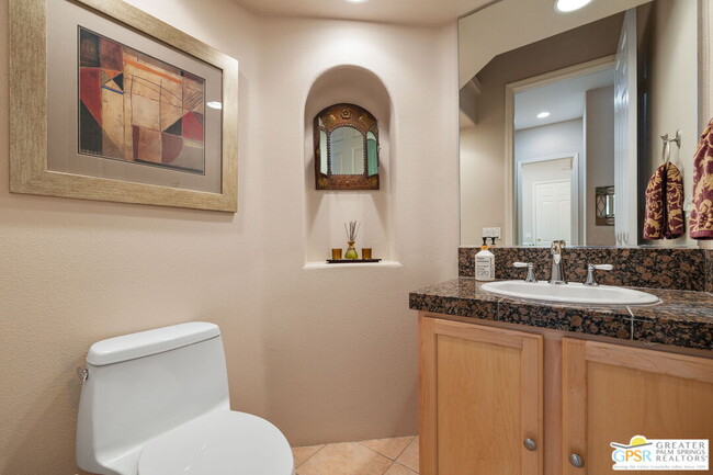 Building Photo - 40870 Avenida Rosario