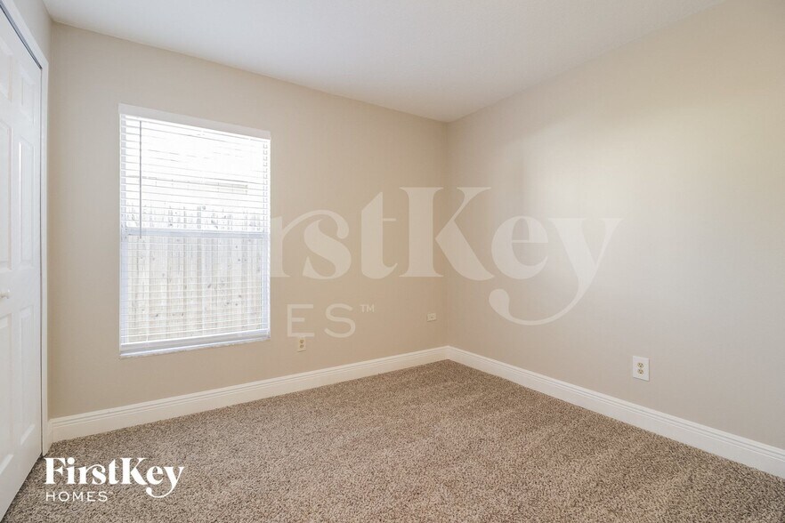 Building Photo - 522 Whittingham Pl