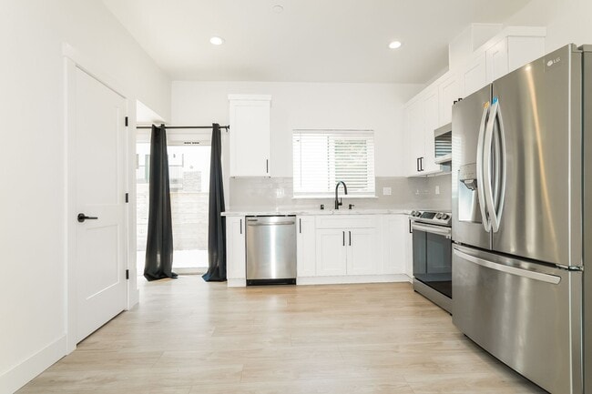 Building Photo - 12835 9th Ave SW