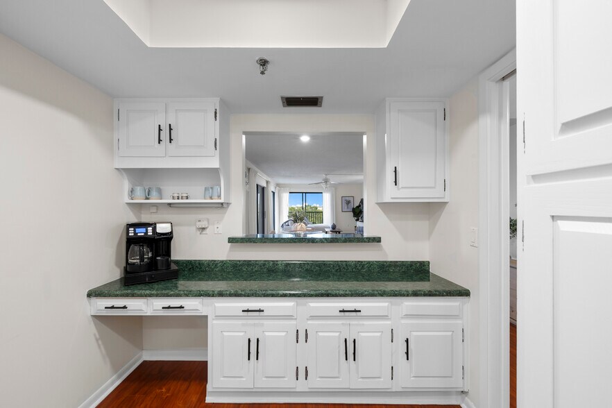 Kitchen Desk/Coffee Bar - 1104 Benjamin Franklin Dr