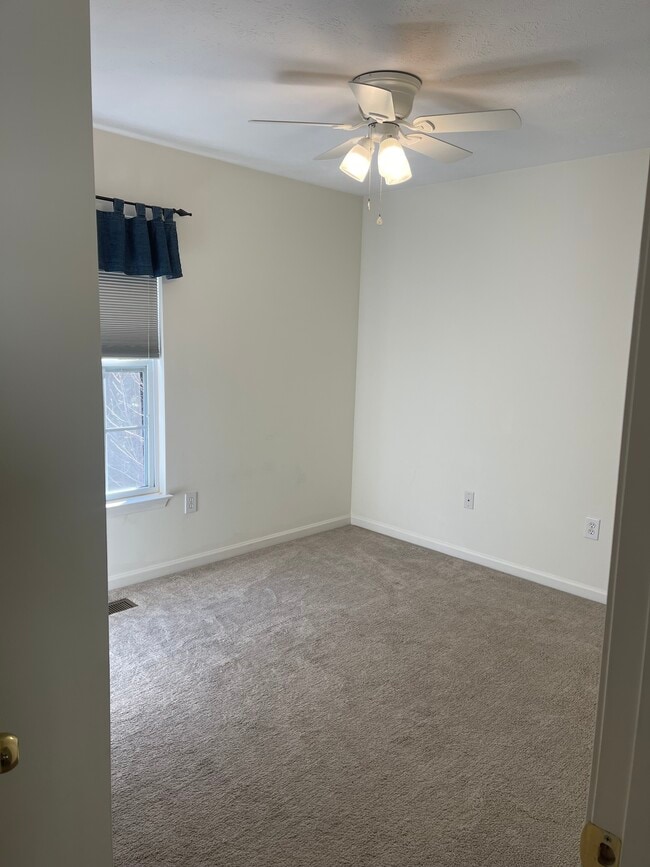 Building Photo - 12407 Diploma Dr