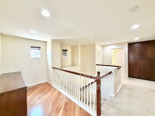 Building Photo - 29998 Couples Ave