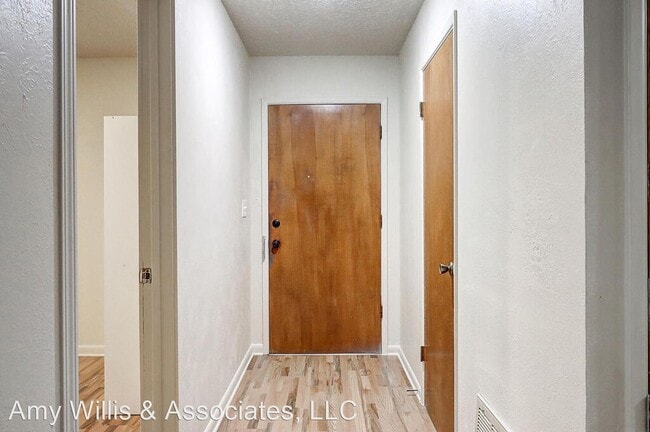 Building Photo - 4 br, 2 bath House - 1130 Alexandria