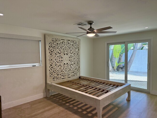 Building Photo - 156 N Boulevard of the Presidents