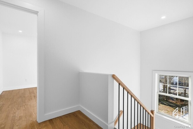 Building Photo - 78 N Kensico Ave