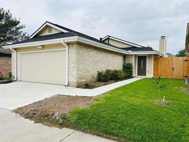 Building Photo - 13538 Clarewood Dr