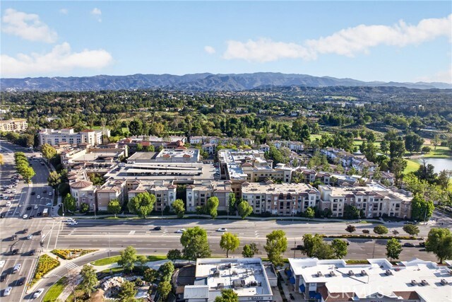 Building Photo - 24535 Town Center Dr