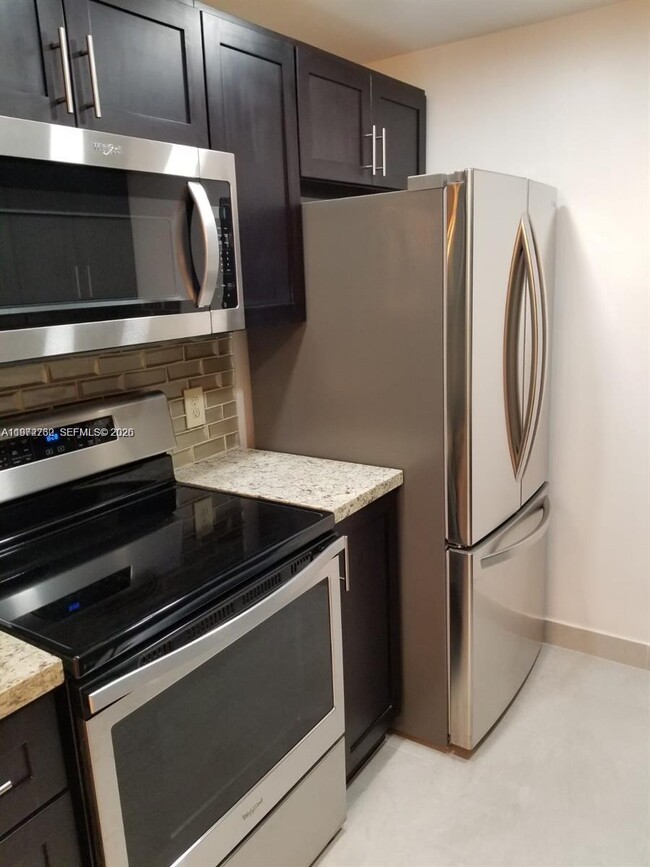 Building Photo - 13255 SW 9th Ct