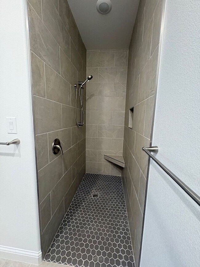 Building Photo - 374 Kristi Path