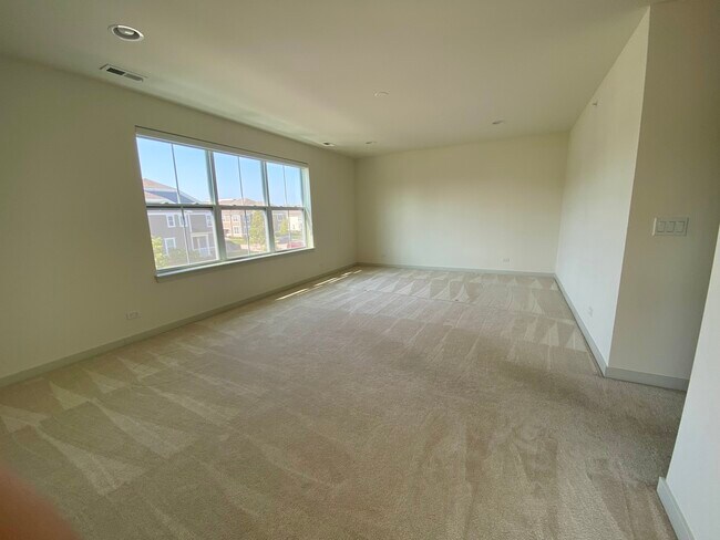 Building Photo - 3708 Provenance Way