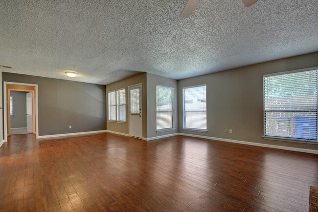 Building Photo - 9204 Sedgemoor Trail
