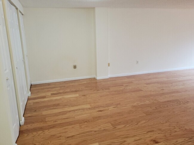 Building Photo - 30 Revere Beach Pkwy