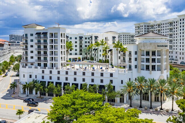 Building Photo - Gables Ponce
